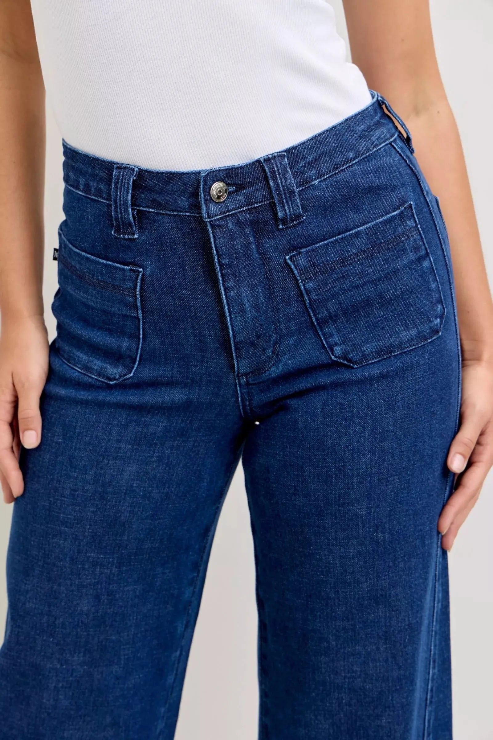 Judy Blue High-Waisted Retro Wide Jeans with Patch Pkts & Twisted Seams