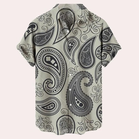Men's Lightweight Printed Short Sleeve Button-Up Shirt for Casual Summer Wear