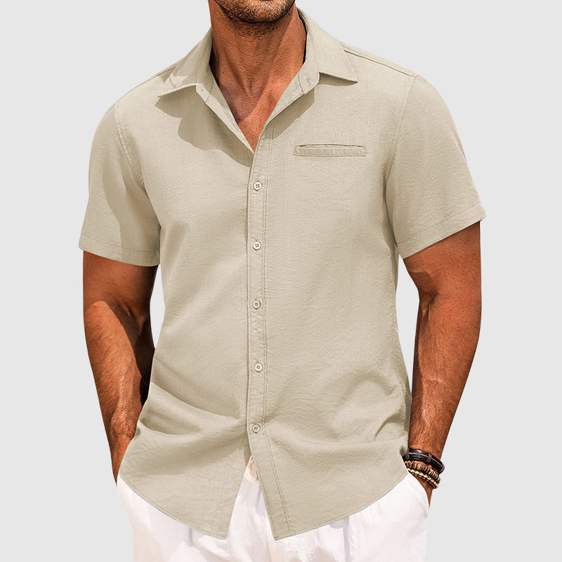 Men's Lightweight Polyester Short Sleeve Button-Down Shirt for Casual Wear