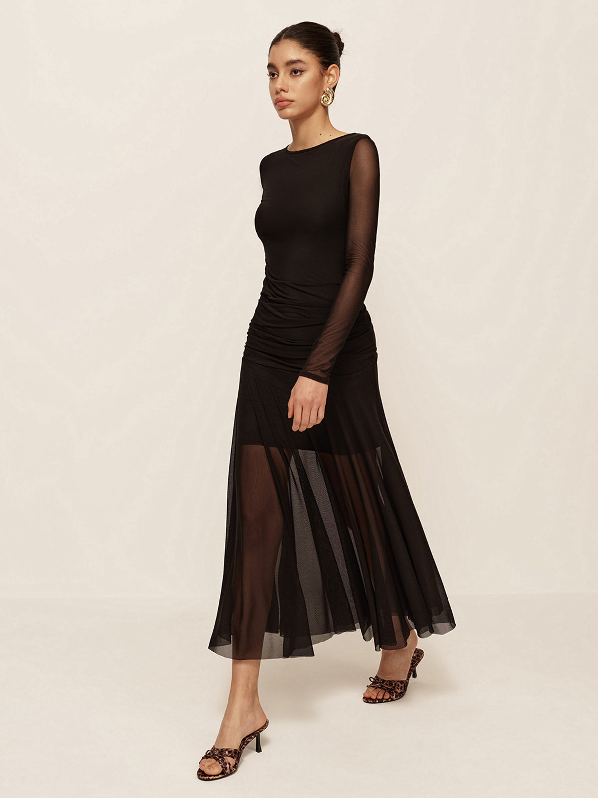 Sleeveless Pleated Maxi Dress for Women - High Waist Casual White Summer Dress