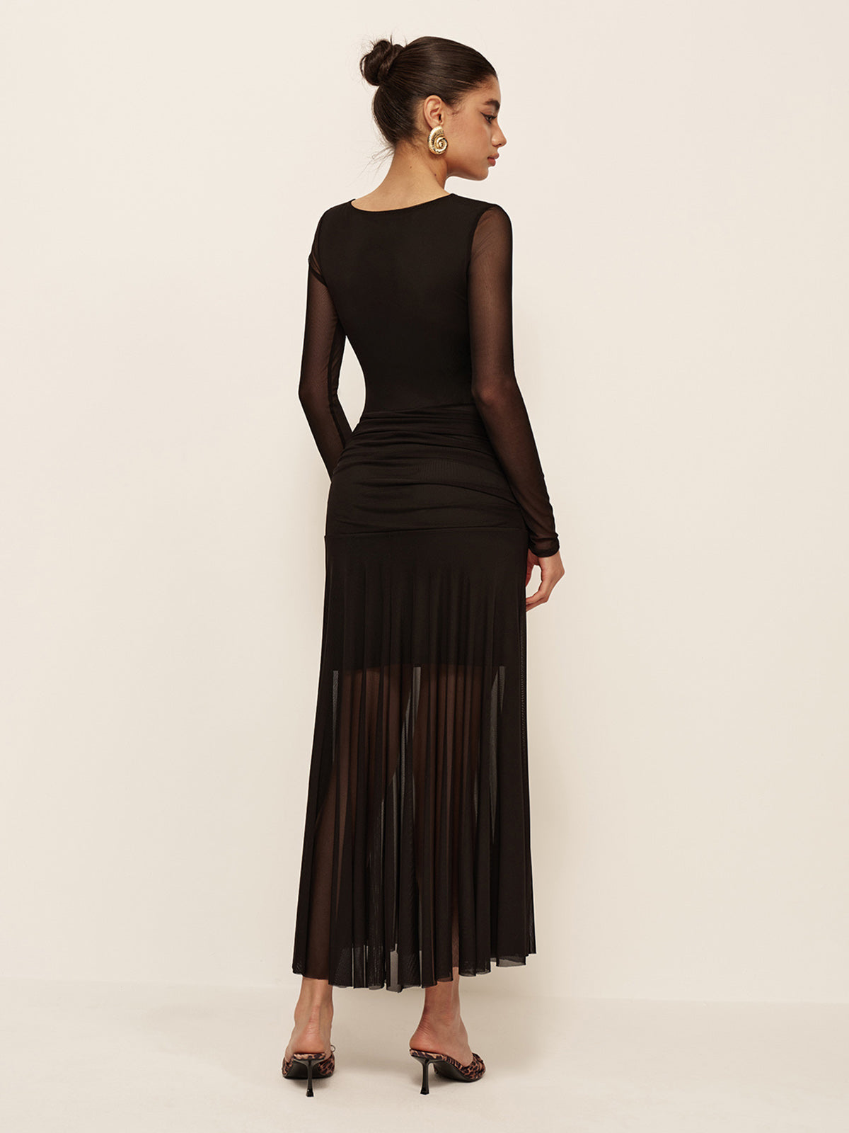 Sleeveless Pleated Maxi Dress for Women - High Waist Casual White Summer Dress